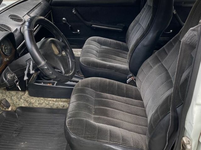 Белый ВАЗ 2106, объемом двигателя 0 л и пробегом 210 тыс. км за 850 $, фото 14 на Automoto.ua
