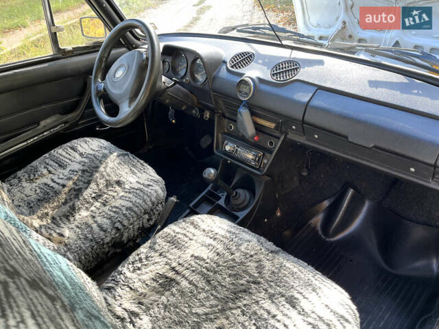 ВАЗ 2106 1977 у Запоріжжя на Automoto.ua Білий ВАЗ 2106, об'ємом двигуна 1.6 л та пробігом 147 тис. км за 720 $, фото 3 на Automoto.ua