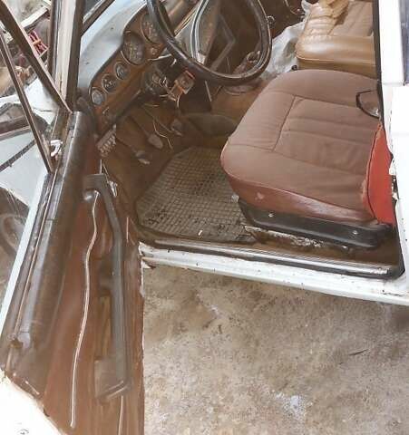 Белый ВАЗ 2106, объемом двигателя 1.6 л и пробегом 98 тыс. км за 321 $, фото 4 на Automoto.ua