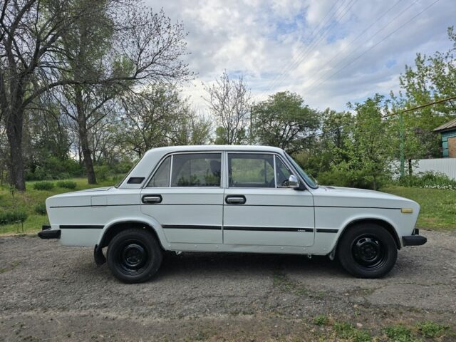 Белый ВАЗ 2106, объемом двигателя 1.6 л и пробегом 99 тыс. км за 628 $, фото 3 на Automoto.ua