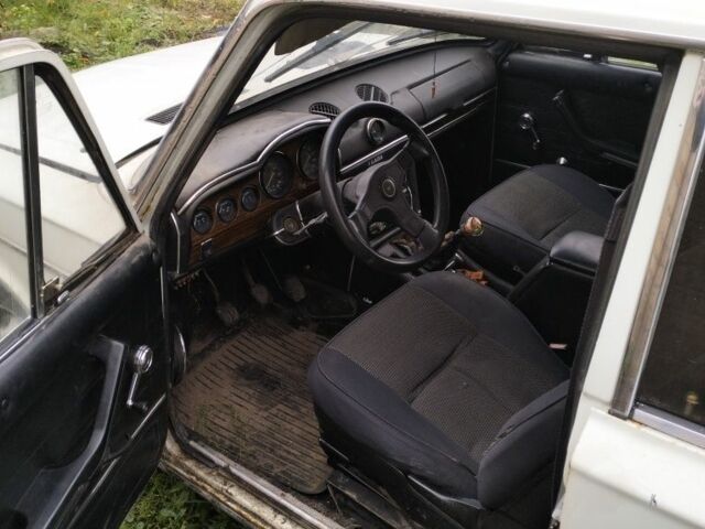 Белый ВАЗ 2106, объемом двигателя 1.6 л и пробегом 100 тыс. км за 396 $, фото 5 на Automoto.ua