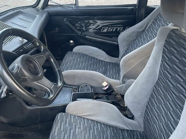 Белый ВАЗ 2106, объемом двигателя 0 л и пробегом 63 тыс. км за 261 $, фото 5 на Automoto.ua