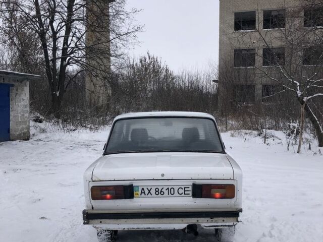 Белый ВАЗ 2106, объемом двигателя 0 л и пробегом 333 тыс. км за 550 $, фото 4 на Automoto.ua