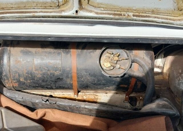 Белый ВАЗ 2106, объемом двигателя 1 л и пробегом 69 тыс. км за 600 $, фото 1 на Automoto.ua