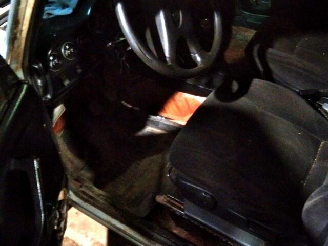 Білий ВАЗ 2106, об'ємом двигуна 1.6 л та пробігом 0 тис. км за 500 $, фото 3 на Automoto.ua