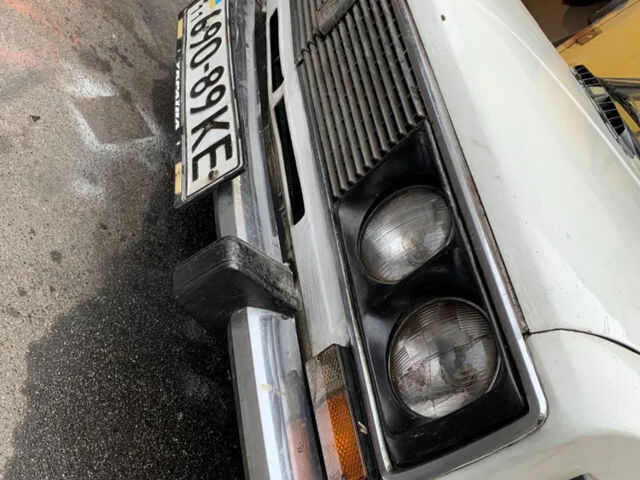 Белый ВАЗ 2106, объемом двигателя 1.6 л и пробегом 300 тыс. км за 620 $, фото 3 на Automoto.ua