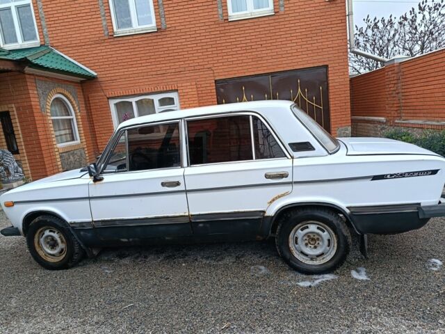 Белый ВАЗ 2106, объемом двигателя 1.6 л и пробегом 60 тыс. км за 594 $, фото 2 на Automoto.ua