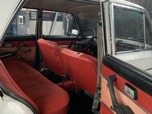 Белый ВАЗ 2106, объемом двигателя 1.6 л и пробегом 100 тыс. км за 604 $, фото 6 на Automoto.ua