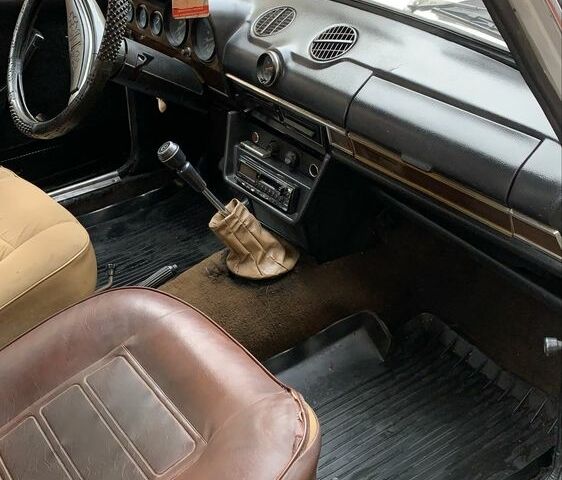 Белый ВАЗ 2106, объемом двигателя 1.6 л и пробегом 300 тыс. км за 620 $, фото 5 на Automoto.ua