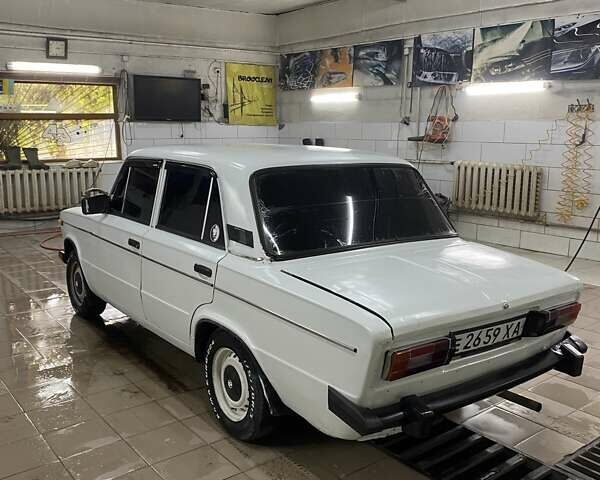 Білий ВАЗ 2106, об'ємом двигуна 1.5 л та пробігом 300 тис. км за 700 $, фото 3 на Automoto.ua