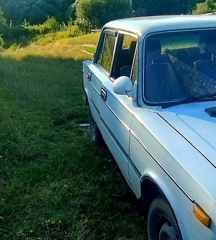 Белый ВАЗ 2106, объемом двигателя 1.3 л и пробегом 380 тыс. км за 450 $, фото 2 на Automoto.ua
