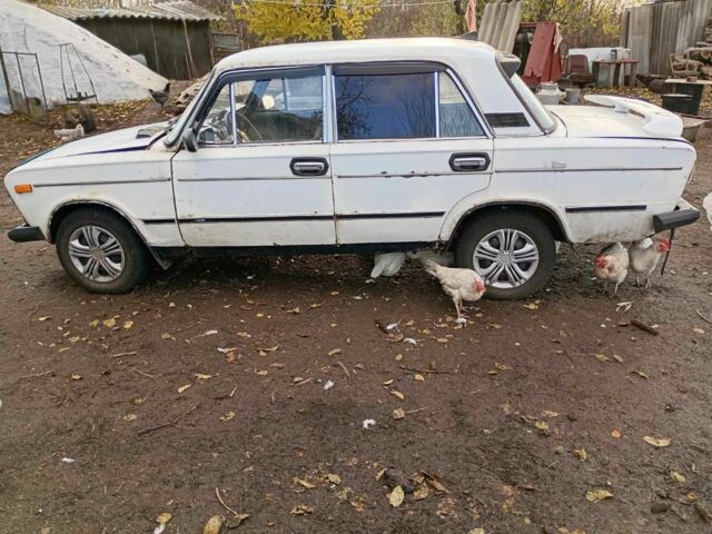 Белый ВАЗ 2106, объемом двигателя 6 л и пробегом 100 тыс. км за 358 $, фото 1 на Automoto.ua