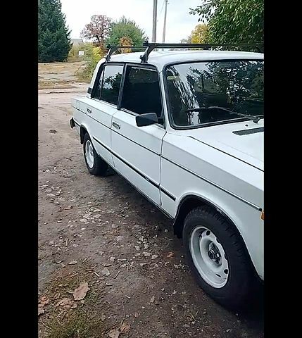 Белый ВАЗ 2106, объемом двигателя 1.3 л и пробегом 100 тыс. км за 1000 $, фото 2 на Automoto.ua