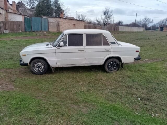 Белый ВАЗ 2106, объемом двигателя 1.3 л и пробегом 5 тыс. км за 496 $, фото 3 на Automoto.ua