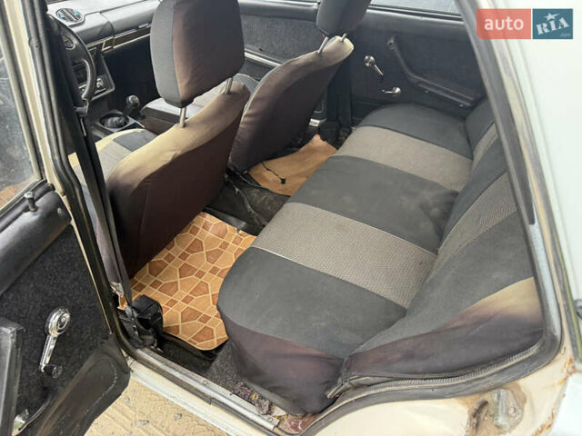 Білий ВАЗ 2106, об'ємом двигуна 1.5 л та пробігом 250 тис. км за 499 $, фото 13 на Automoto.ua