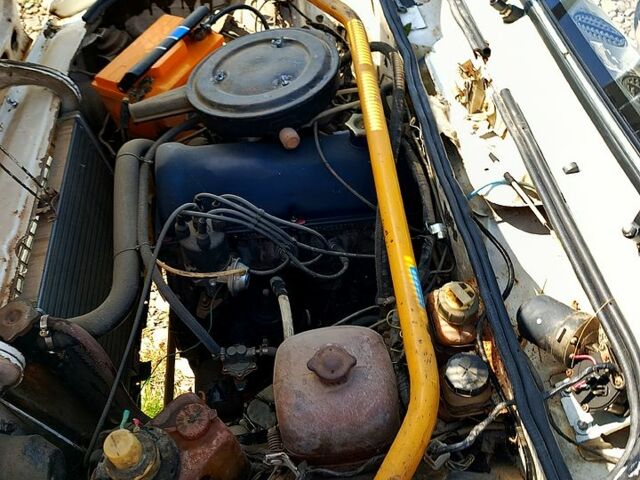 Белый ВАЗ 2106, объемом двигателя 1.3 л и пробегом 33 тыс. км за 470 $, фото 4 на Automoto.ua