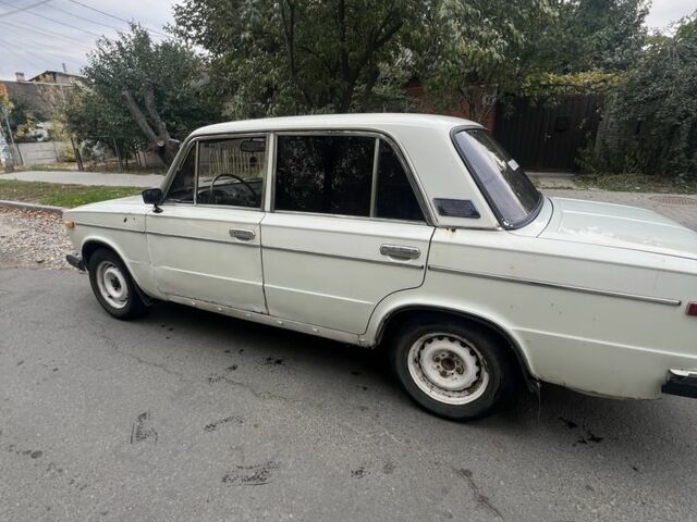 ВАЗ 2106 1983 в Днепре (Днепропетровске) на Automoto.ua Белый ВАЗ 2106, объемом двигателя 0 л и пробегом 100 тыс. км за 643 $, фото 7 на Automoto.ua