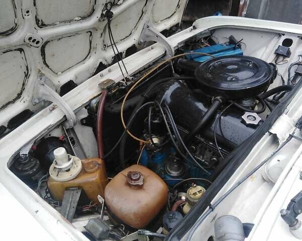 Белый ВАЗ 2106, объемом двигателя 1.6 л и пробегом 127 тыс. км за 900 $, фото 5 на Automoto.ua