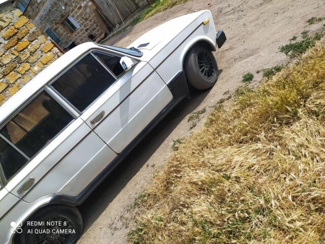 Белый ВАЗ 2106, объемом двигателя 1.3 л и пробегом 1000 тыс. км за 570 $, фото 3 на Automoto.ua