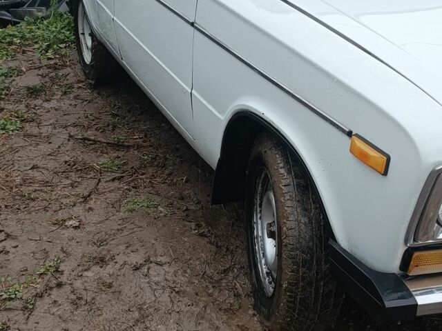 Белый ВАЗ 2106, объемом двигателя 1.5 л и пробегом 280 тыс. км за 600 $, фото 2 на Automoto.ua