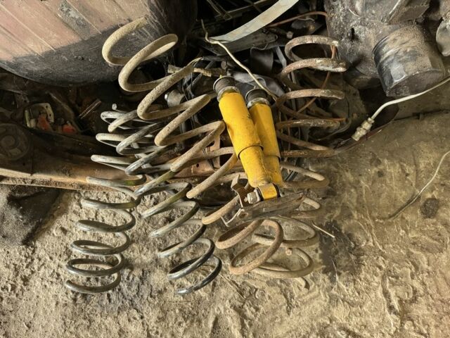 Белый ВАЗ 2106, объемом двигателя 1.5 л и пробегом 25 тыс. км за 360 $, фото 6 на Automoto.ua