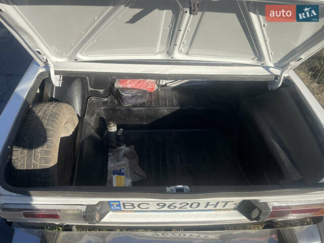 Білий ВАЗ 2106, об'ємом двигуна 1.45 л та пробігом 52 тис. км за 1100 $, фото 6 на Automoto.ua