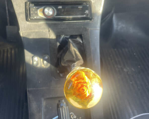 Білий ВАЗ 2106, об'ємом двигуна 1.45 л та пробігом 52 тис. км за 1100 $, фото 12 на Automoto.ua