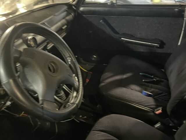 Белый ВАЗ 2106, объемом двигателя 1.3 л и пробегом 3 тыс. км за 332 $, фото 4 на Automoto.ua