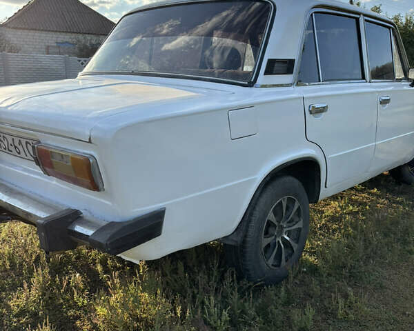 Белый ВАЗ 2106, объемом двигателя 0 л и пробегом 65 тыс. км за 550 $, фото 3 на Automoto.ua