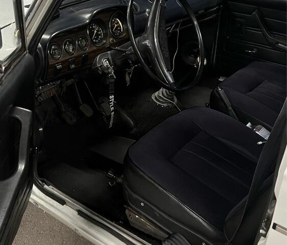 Белый ВАЗ 2106, объемом двигателя 0 л и пробегом 54 тыс. км за 1500 $, фото 7 на Automoto.ua