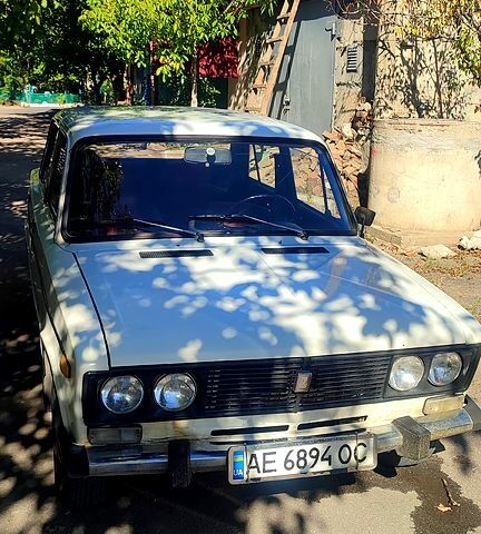Белый ВАЗ 2106, объемом двигателя 1.3 л и пробегом 200 тыс. км за 1000 $, фото 1 на Automoto.ua