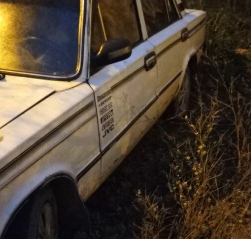 Белый ВАЗ 2106, объемом двигателя 0 л и пробегом 80 тыс. км за 237 $, фото 4 на Automoto.ua