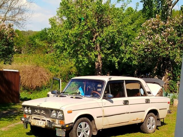 Белый ВАЗ 2106, объемом двигателя 1.3 л и пробегом 0 тыс. км за 1000 $, фото 1 на Automoto.ua