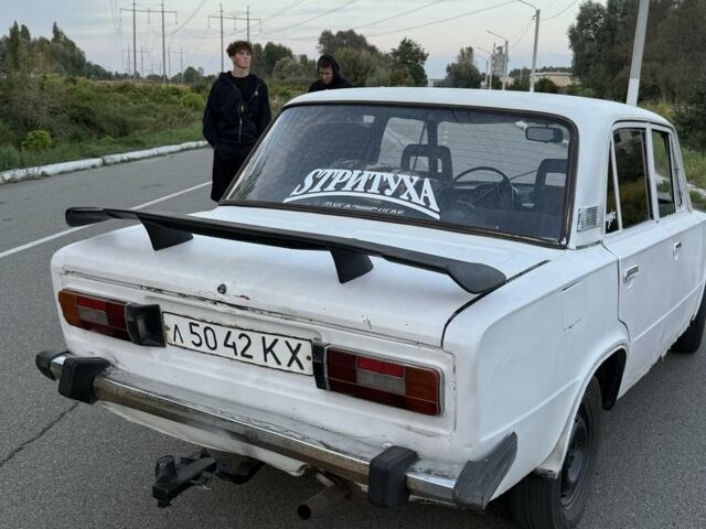 Белый ВАЗ 2106, объемом двигателя 1.6 л и пробегом 100 тыс. км за 380 $, фото 4 на Automoto.ua