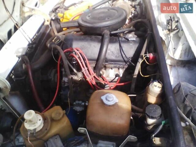 Білий ВАЗ 2106, об'ємом двигуна 1.3 л та пробігом 91 тис. км за 950 $, фото 13 на Automoto.ua