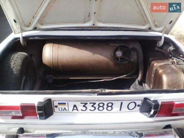 Білий ВАЗ 2106, об'ємом двигуна 1.3 л та пробігом 91 тис. км за 950 $, фото 6 на Automoto.ua