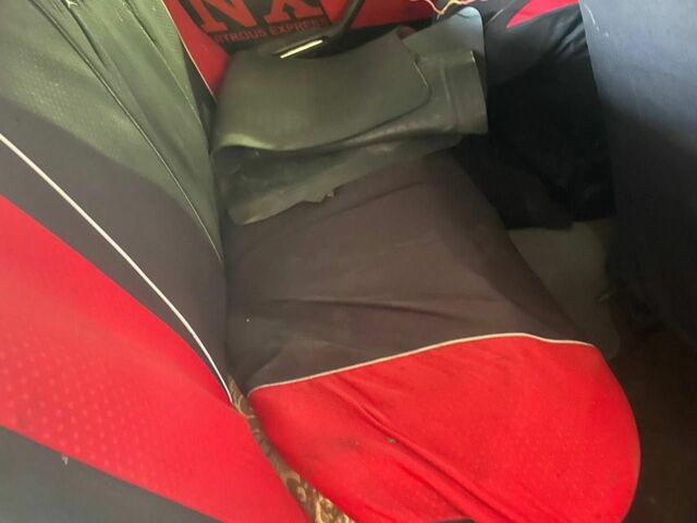 Белый ВАЗ 2106, объемом двигателя 1.3 л и пробегом 100 тыс. км за 650 $, фото 5 на Automoto.ua