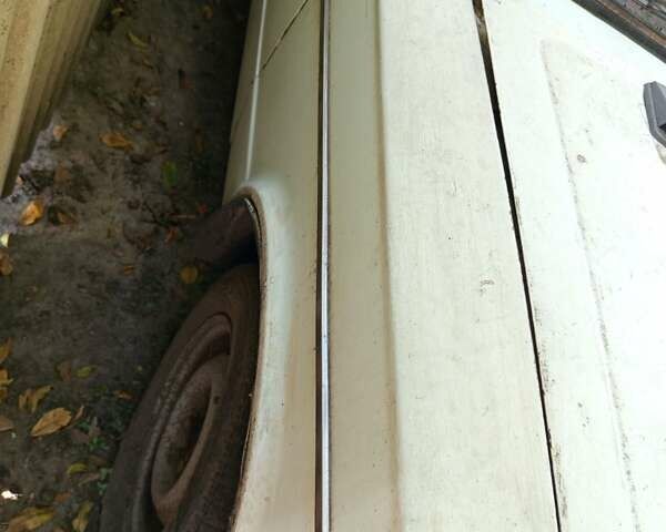 Білий ВАЗ 2106, об'ємом двигуна 0 л та пробігом 100 тис. км за 500 $, фото 5 на Automoto.ua