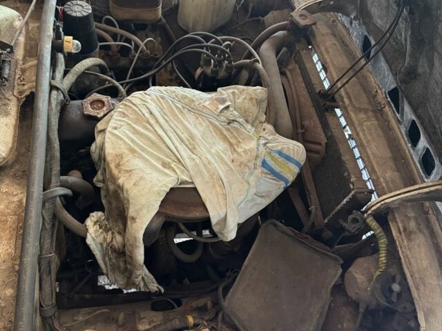 Белый ВАЗ 2106, объемом двигателя 0 л и пробегом 100 тыс. км за 239 $, фото 6 на Automoto.ua