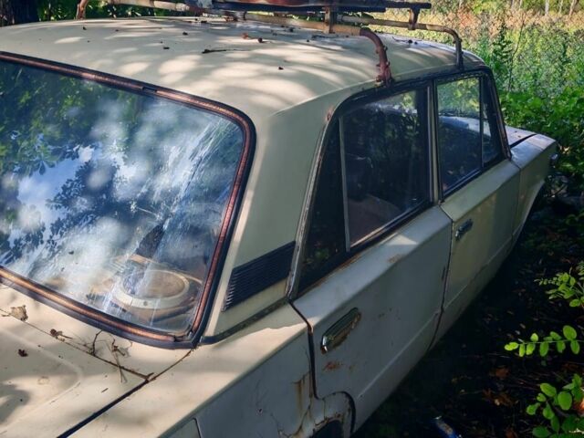 Білий ВАЗ 2106, об'ємом двигуна 0 л та пробігом 1000 тис. км за 313 $, фото 4 на Automoto.ua