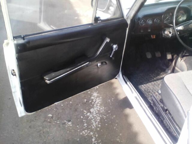 Білий ВАЗ 2106, об'ємом двигуна 1.3 л та пробігом 95 тис. км за 950 $, фото 7 на Automoto.ua