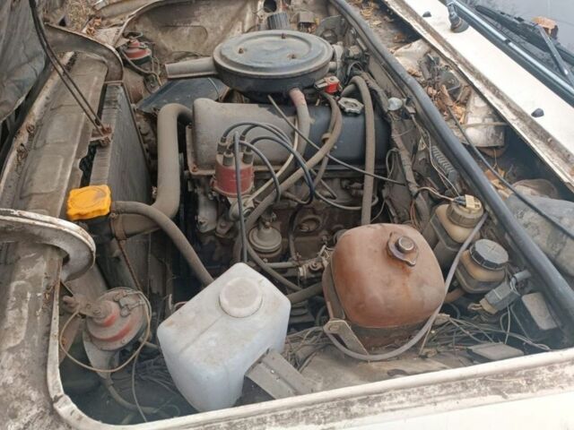 Белый ВАЗ 2106, объемом двигателя 1.3 л и пробегом 100 тыс. км за 372 $, фото 3 на Automoto.ua