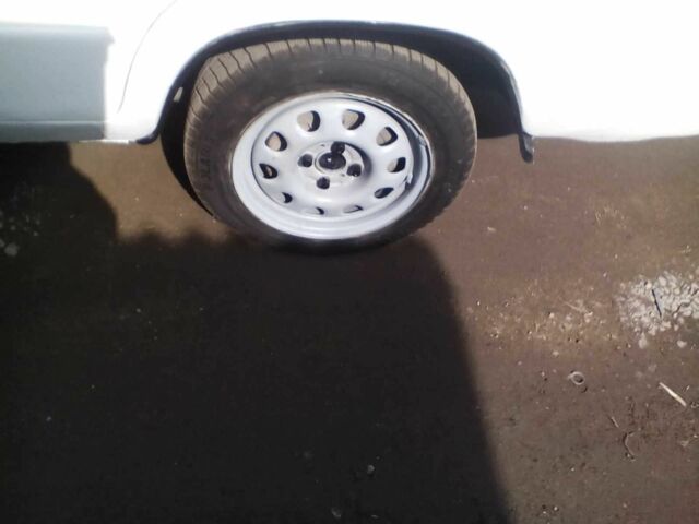 Білий ВАЗ 2106, об'ємом двигуна 1.3 л та пробігом 95 тис. км за 950 $, фото 4 на Automoto.ua