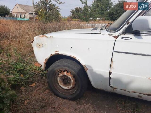 ВАЗ 2106 1985 в Днепре (Днепропетровске) на Automoto.ua Белый ВАЗ 2106, объемом двигателя 1.57 л и пробегом 1 тыс. км за 320 $, фото 9 на Automoto.ua