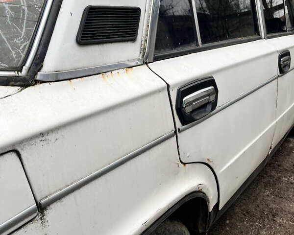 Белый ВАЗ 2106, объемом двигателя 1.3 л и пробегом 60 тыс. км за 500 $, фото 2 на Automoto.ua