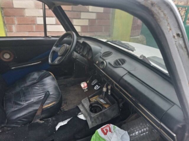 Белый ВАЗ 2106, объемом двигателя 1.2 л и пробегом 10 тыс. км за 286 $, фото 4 на Automoto.ua