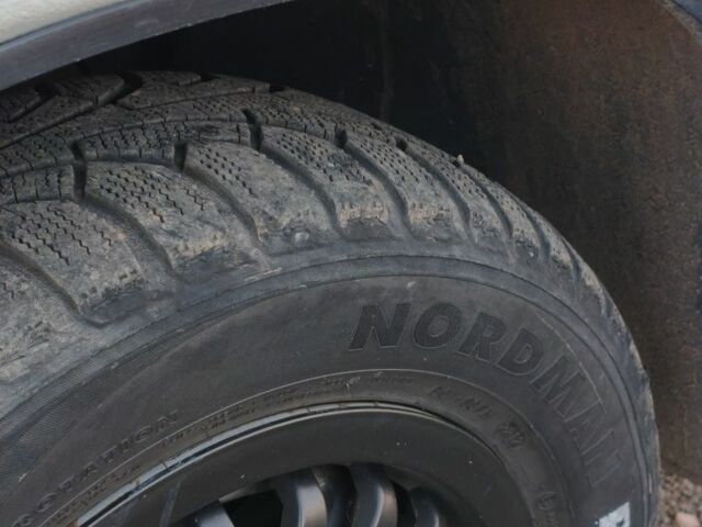 Белый ВАЗ 2106, объемом двигателя 1.6 л и пробегом 100 тыс. км за 999 $, фото 11 на Automoto.ua