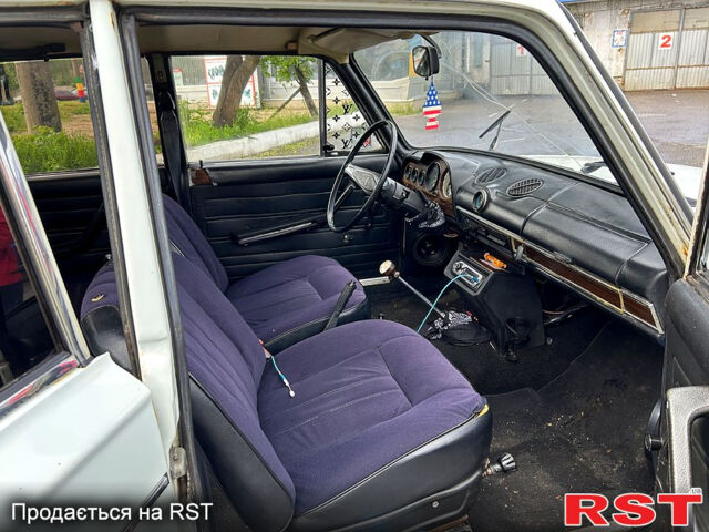 Белый ВАЗ 2106, объемом двигателя 1.5 л и пробегом 100 тыс. км за 1000 $, фото 2 на Automoto.ua