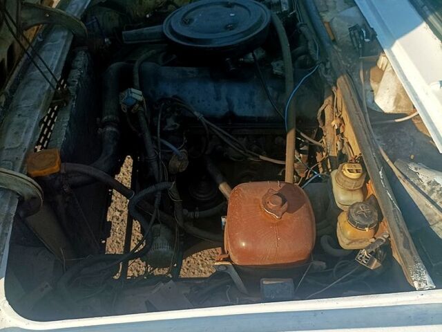 Білий ВАЗ 2106, об'ємом двигуна 1.6 л та пробігом 0 тис. км за 330 $, фото 2 на Automoto.ua