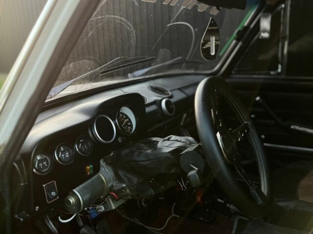 Білий ВАЗ 2106, об'ємом двигуна 1.7 л та пробігом 79 тис. км за 1650 $, фото 10 на Automoto.ua